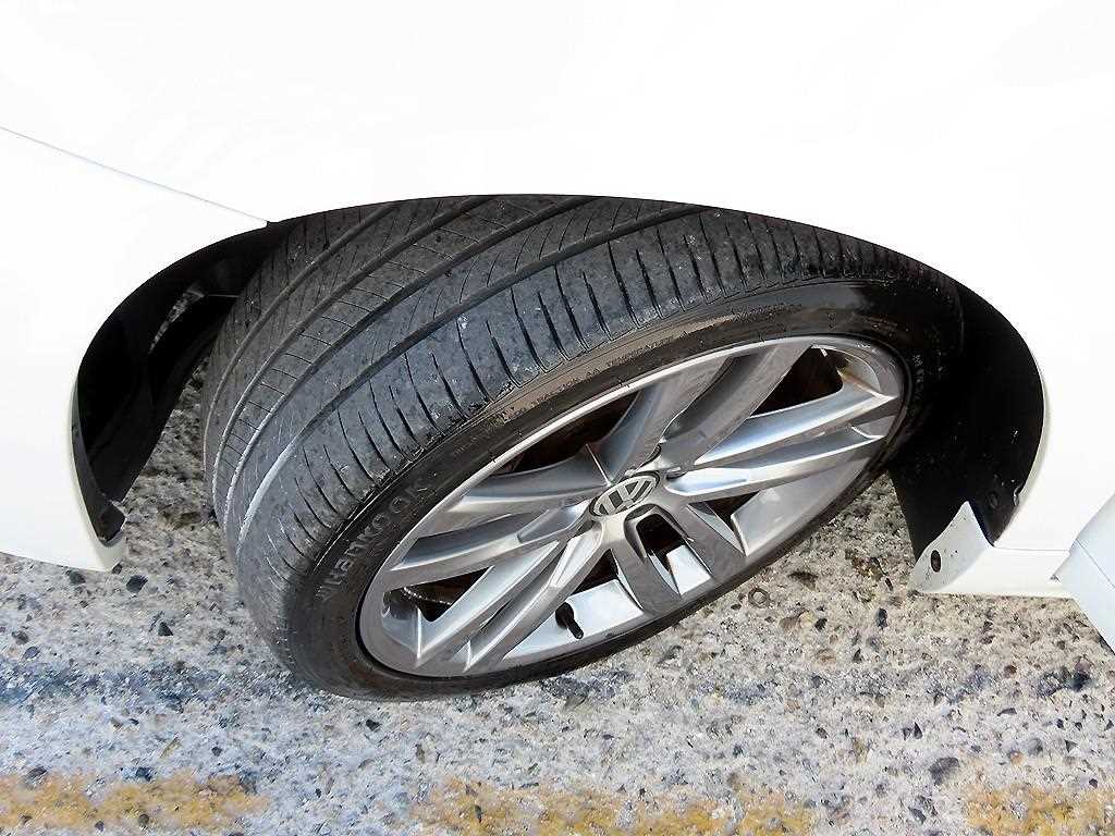 Volkswagen Scirocco — photo 20