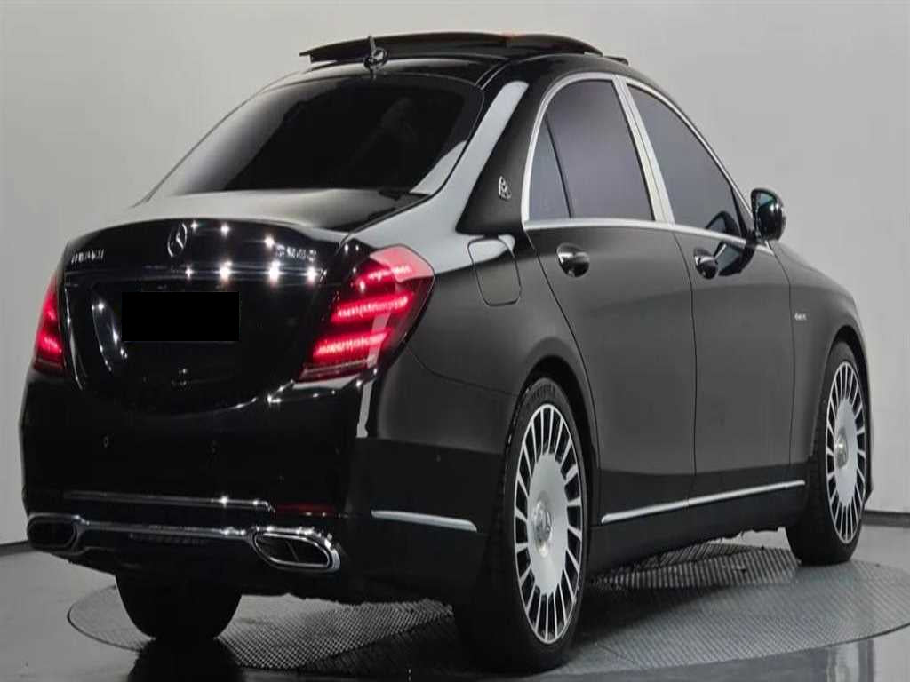 Mercedes-Benz S-Class — photo 02