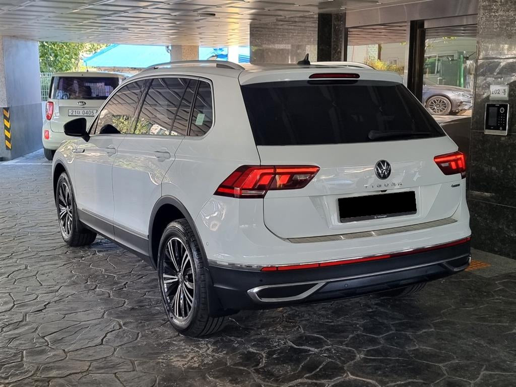 Volkswagen Tiguan — photo 03