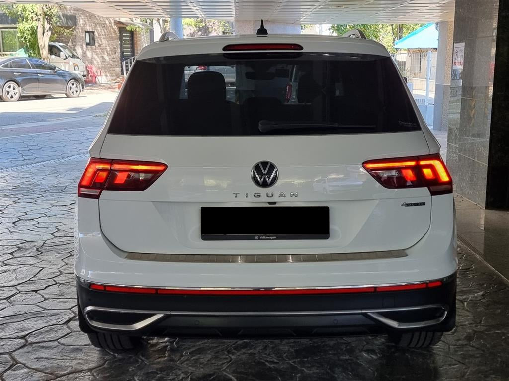 Volkswagen Tiguan — photo 04