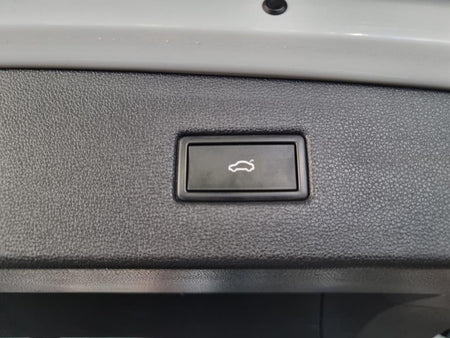 Volkswagen Tiguan — photo 06
