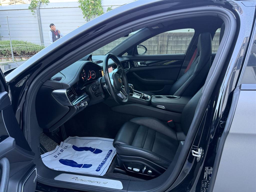 Porsche Panamera — photo 05