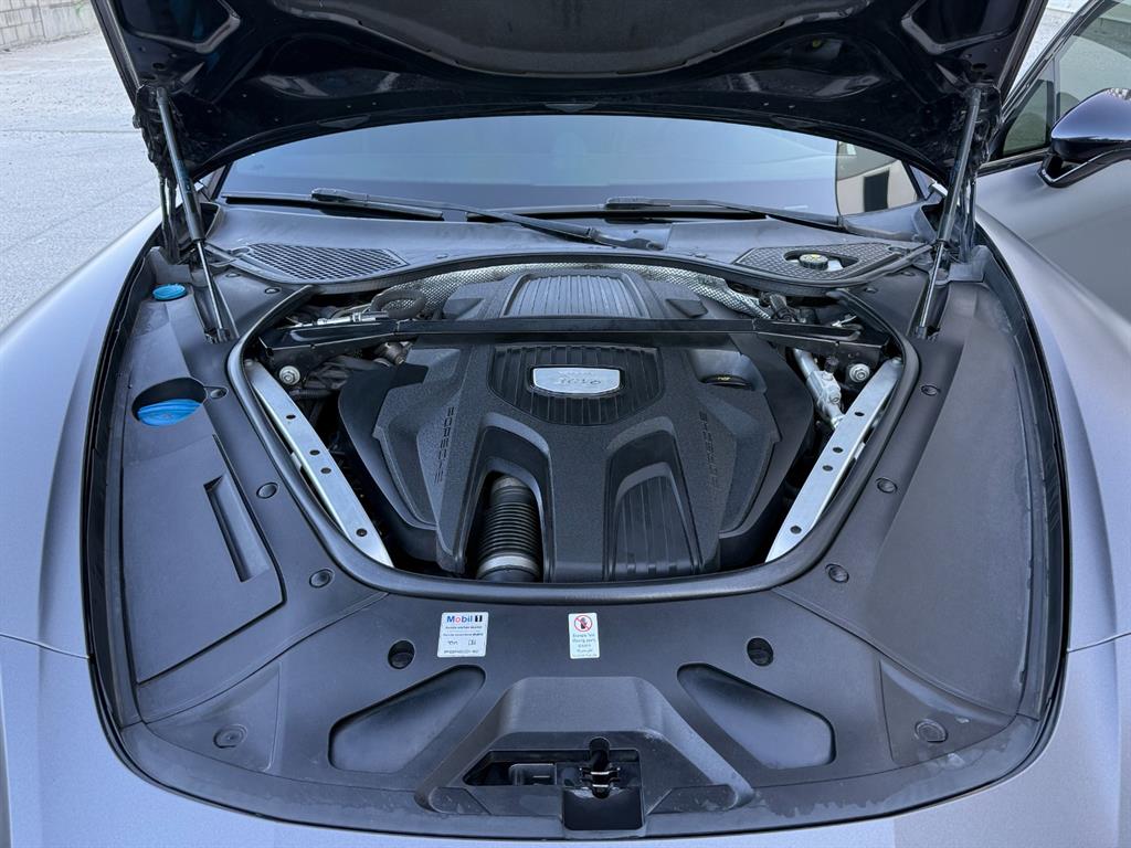 Porsche Panamera — photo 19