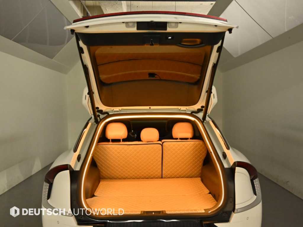 Kia EV6 — photo 19
