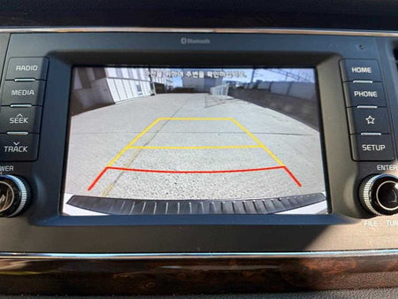 Kia Carnival — photo 13