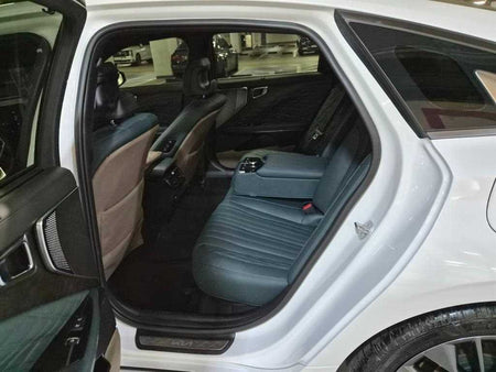 Kia K8 — photo 07