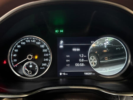 Genesis G80 — photo 09