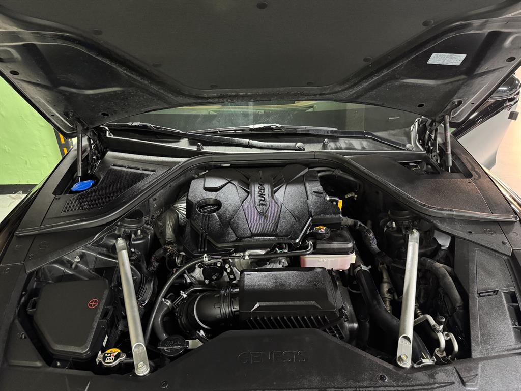 Genesis G80 — photo 20