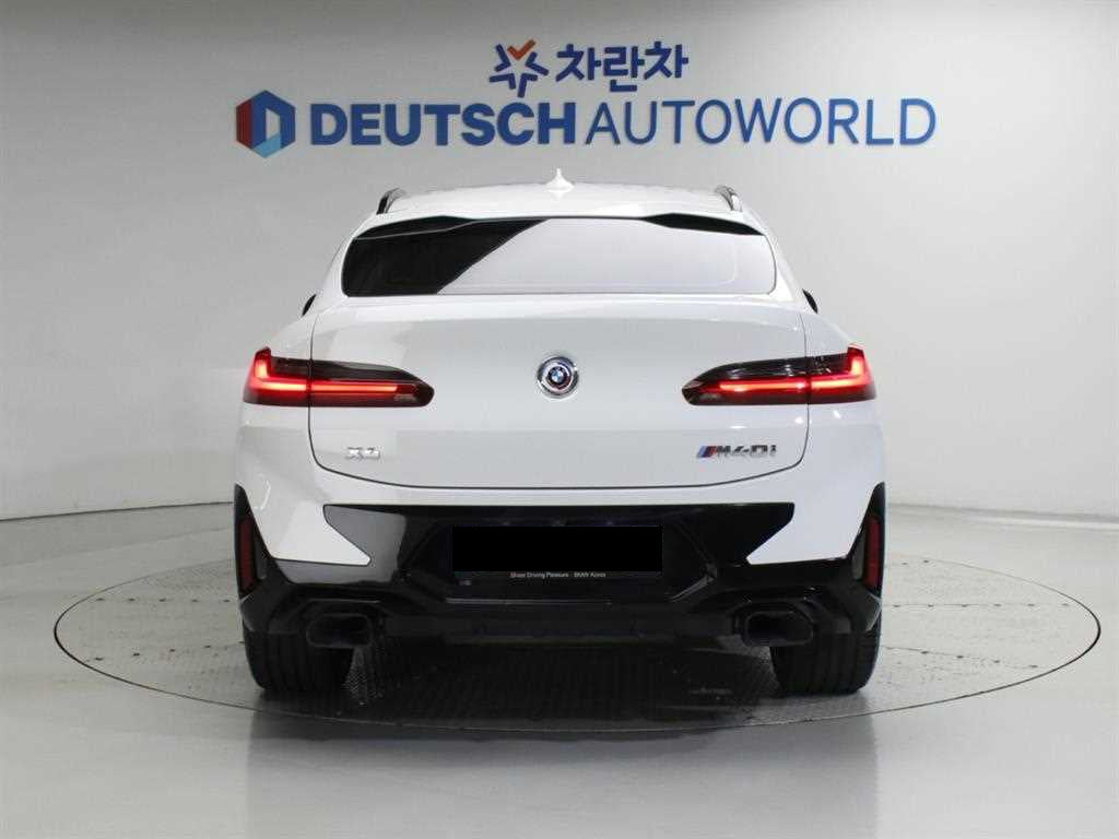 BMW X4 — photo 03