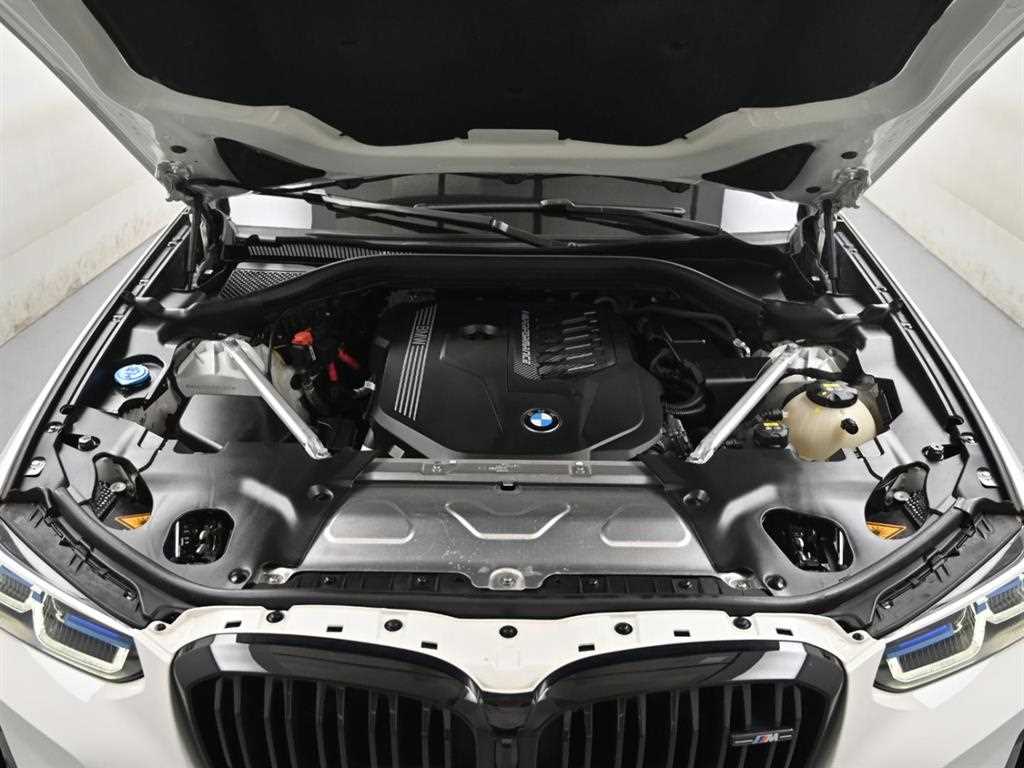 BMW X4 — photo 05