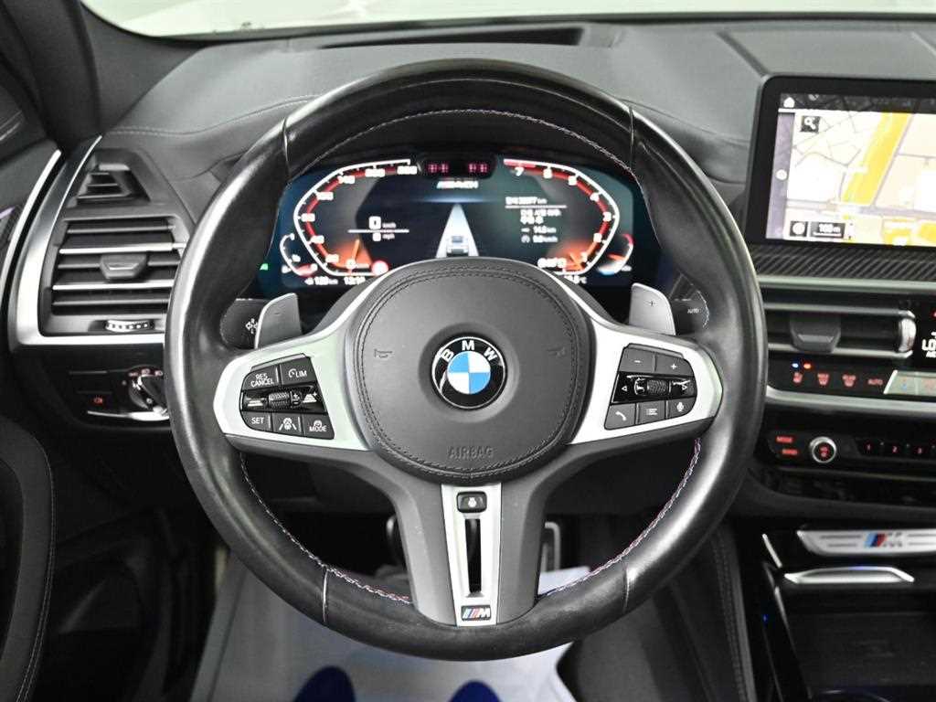 BMW X4 — photo 11