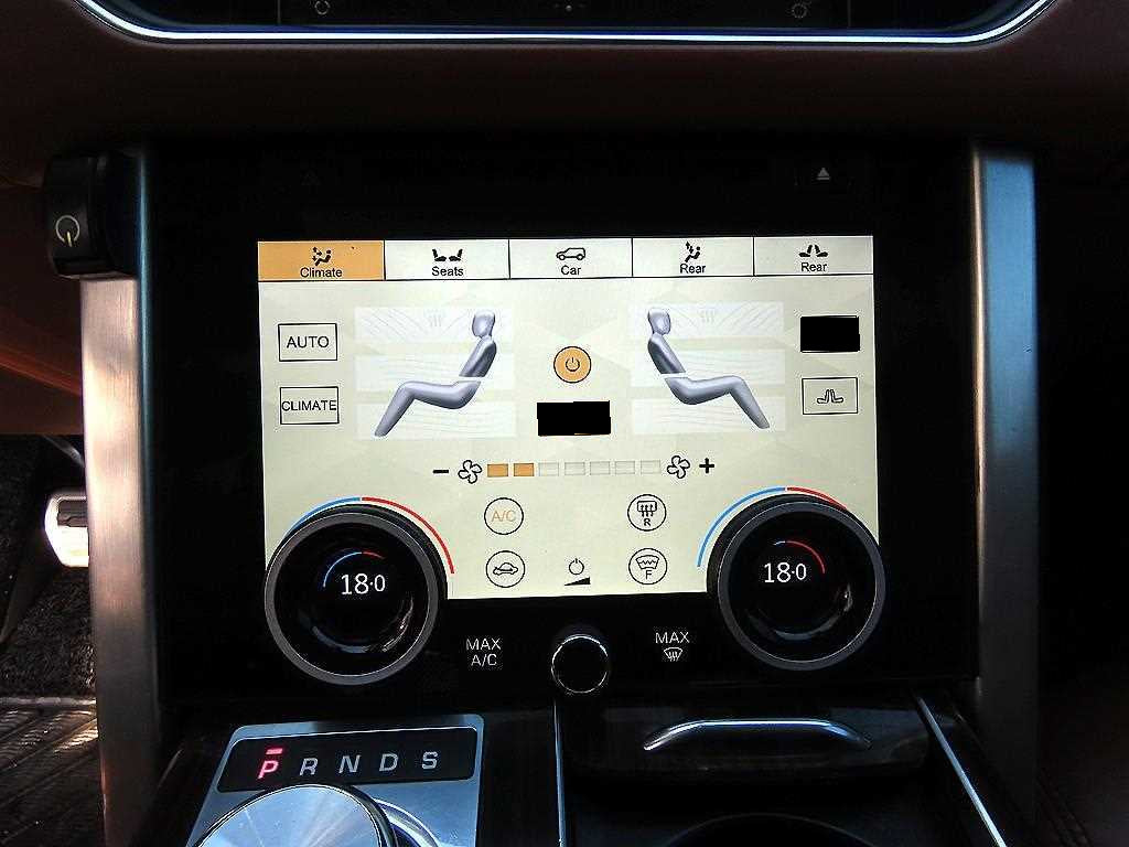 Land Rover Range Rover — photo 13