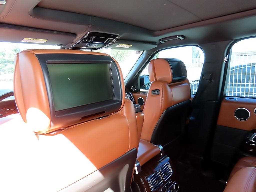 Land Rover Range Rover — photo 15