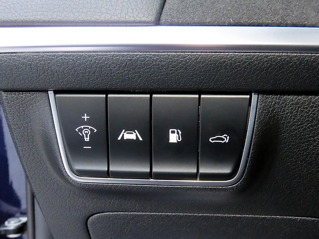 Kia Stinger — photo 12