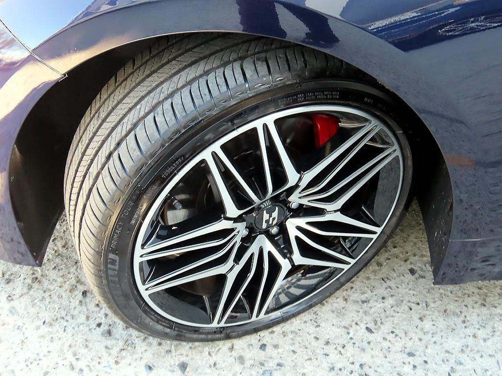 Kia Stinger — photo 20