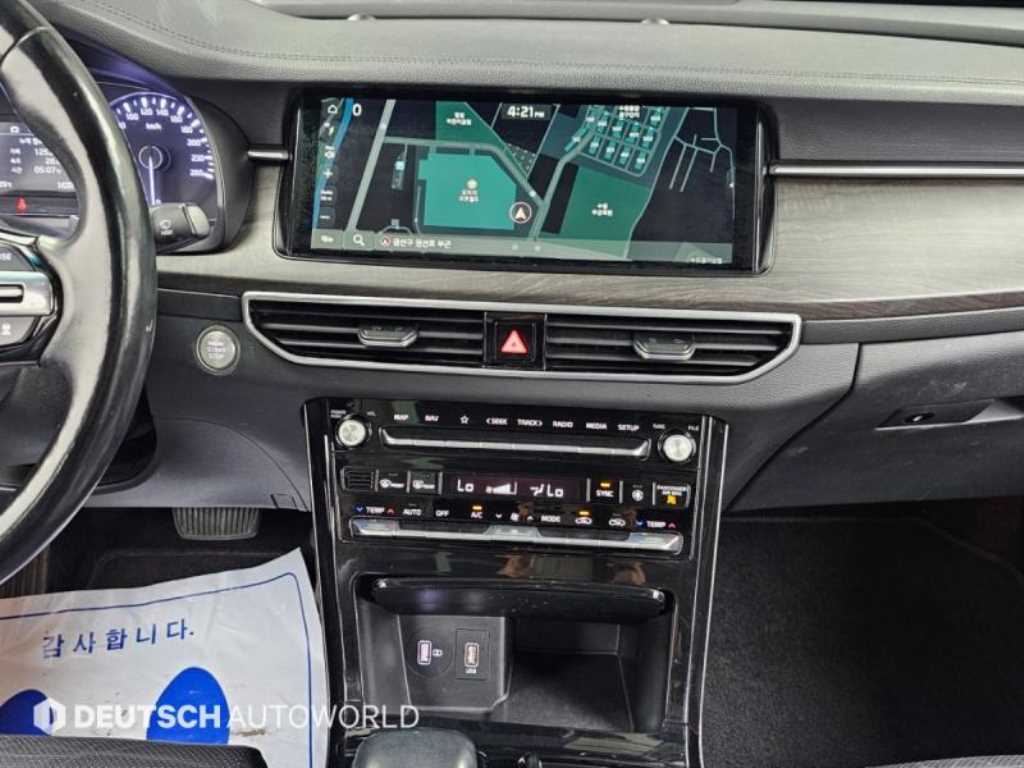 Kia K7 — photo 14