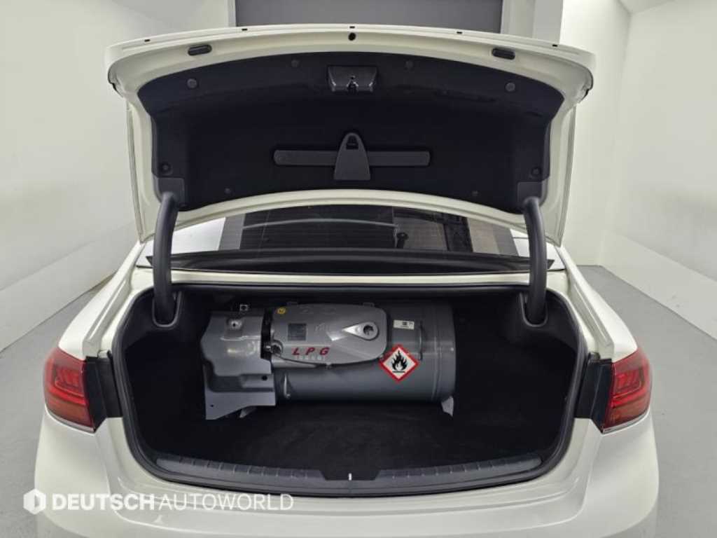 Kia K7 — photo 19