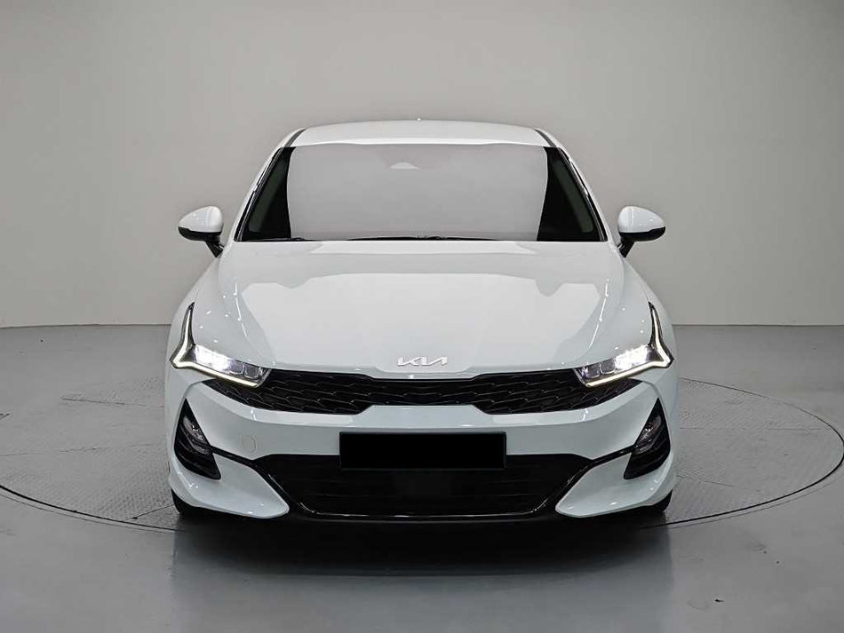 Kia K5 — photo 02