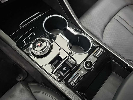 Kia K5 — photo 08