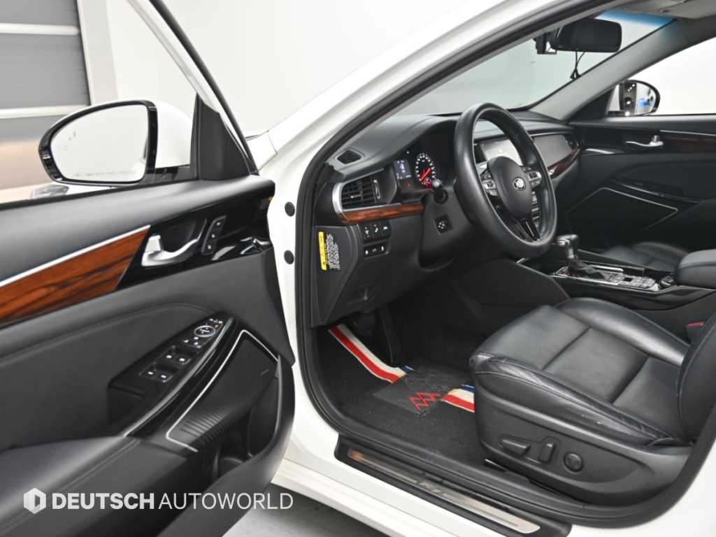 Kia K7 — photo 10