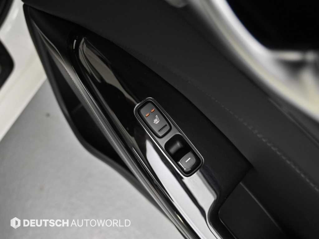 Kia K7 — photo 18