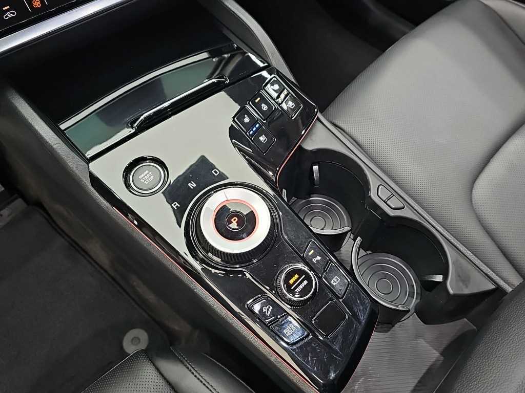 Kia Sportage — photo 08