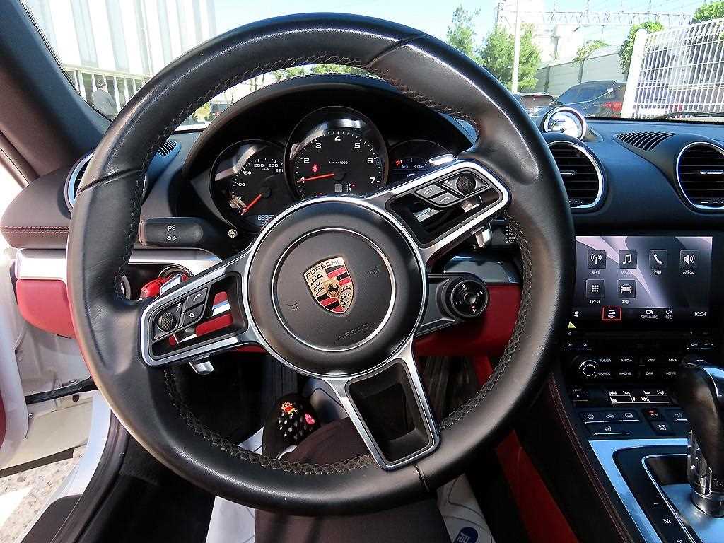 Porsche 718 — photo 07