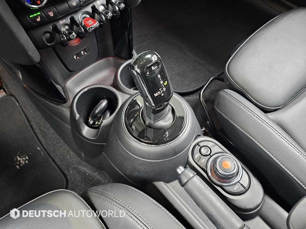 Mini Cooper — photo 09
