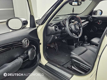 Mini Cooper — photo 11