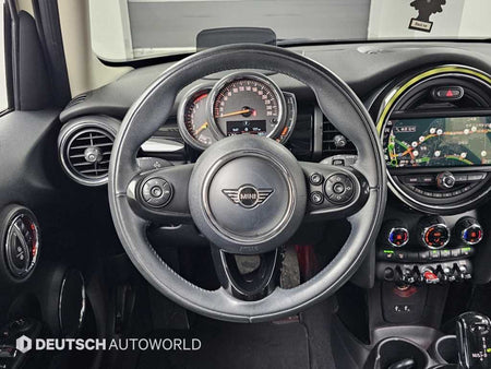 Mini Cooper — photo 13