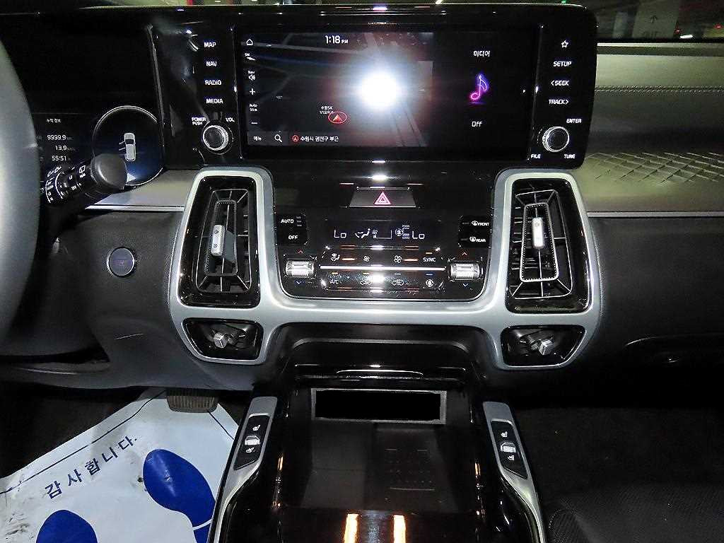 Kia Sorento — photo 11