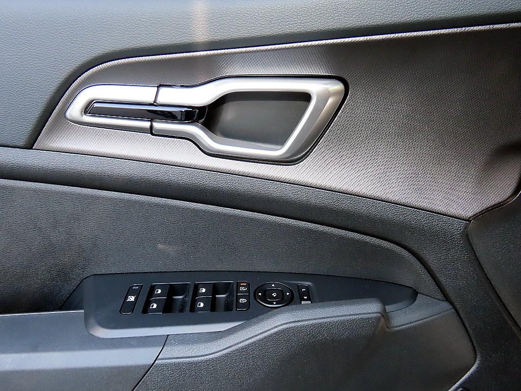 Kia Sportage — photo 11