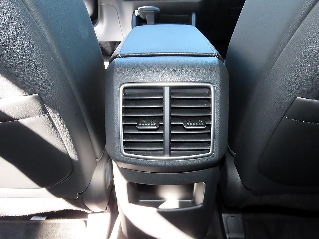 Kia Sportage — photo 17