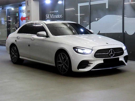 Mercedes-Benz E-Class — photo 01