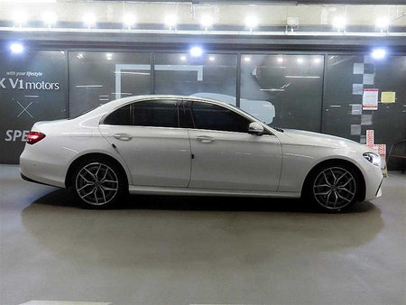 Mercedes-Benz E-Class — photo 03