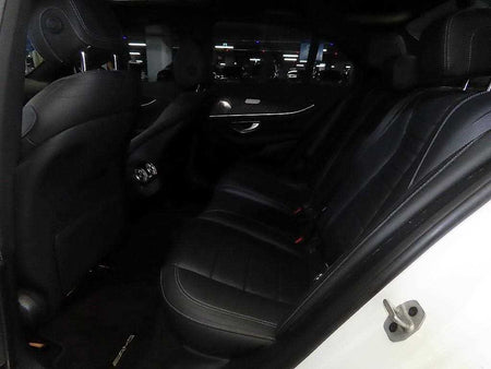 Mercedes-Benz E-Class — photo 07