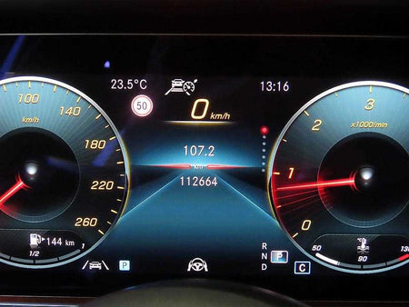Mercedes-Benz E-Class — photo 09