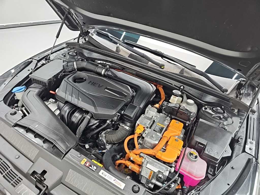 Kia K5 — photo 05