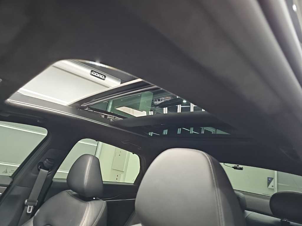 Kia K5 — photo 16