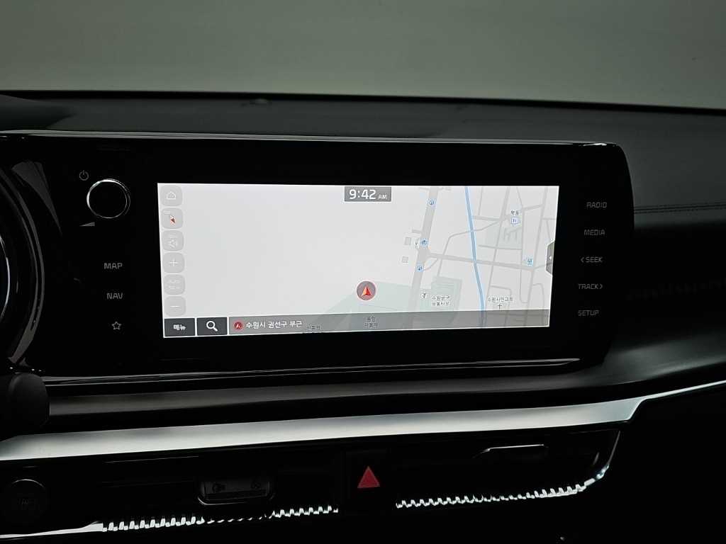 Kia K5 — photo 17