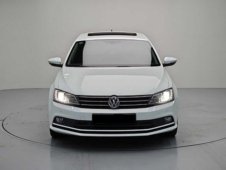Volkswagen Jetta — photo 02
