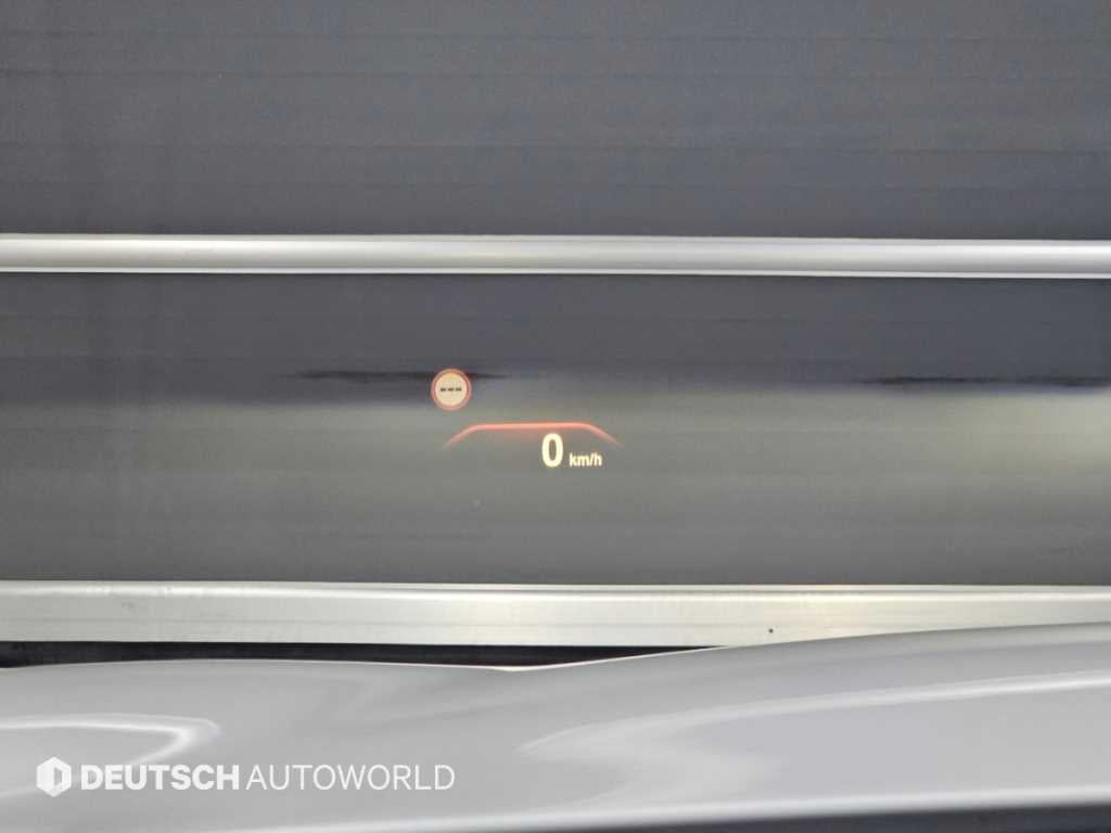 BMW 5-Series — photo 17