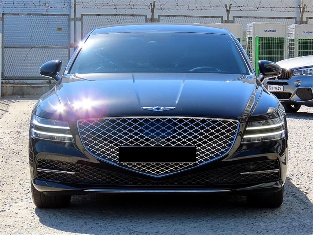 Genesis G80 — photo 01