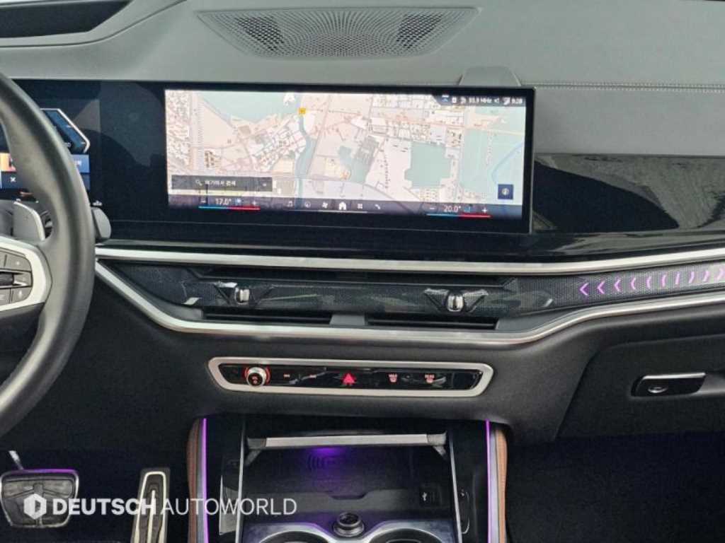BMW X5 — photo 14