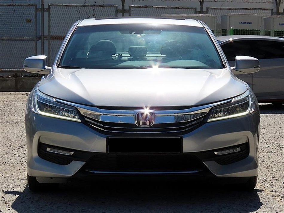 Honda Accord — photo 01