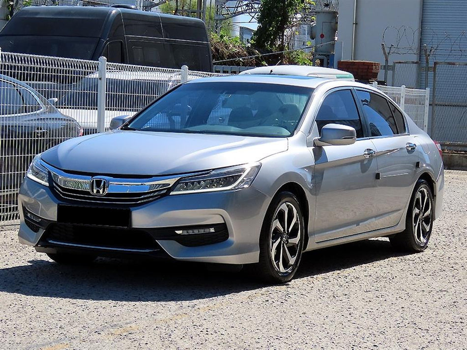 Honda Accord — photo 02