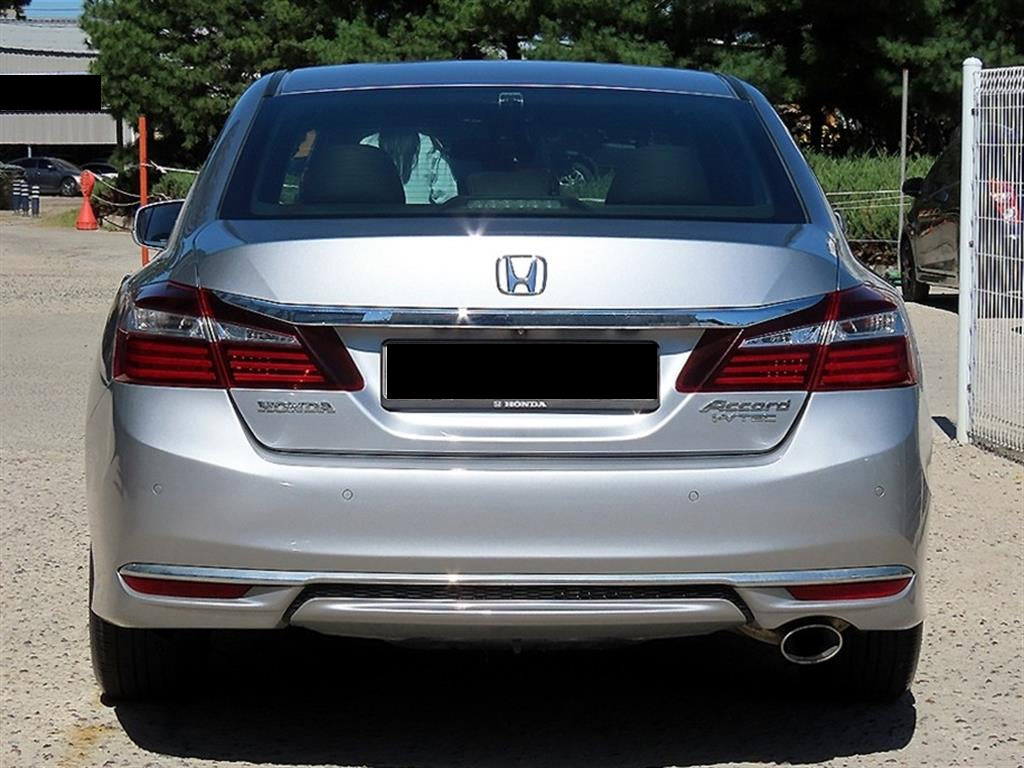 Honda Accord — photo 04