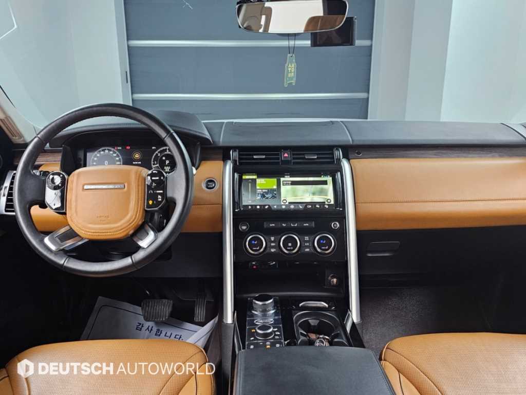 Land Rover Discovery — photo 07