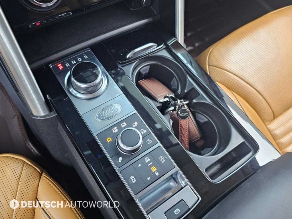 Land Rover Discovery — photo 09