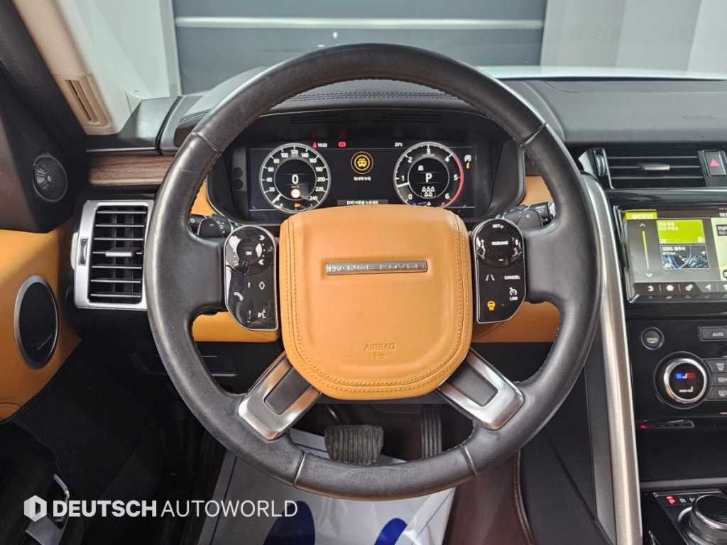 Land Rover Discovery — photo 13